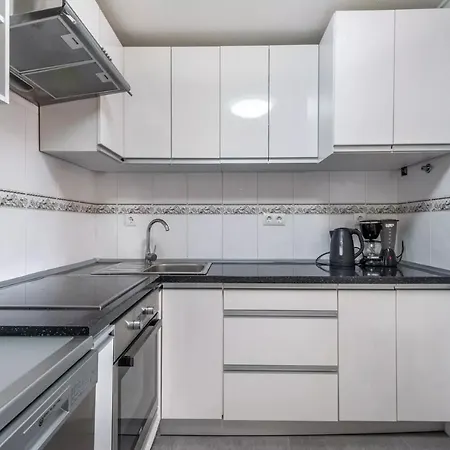 040 Norra Торевьиа